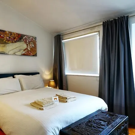 Principe Real River View דירה